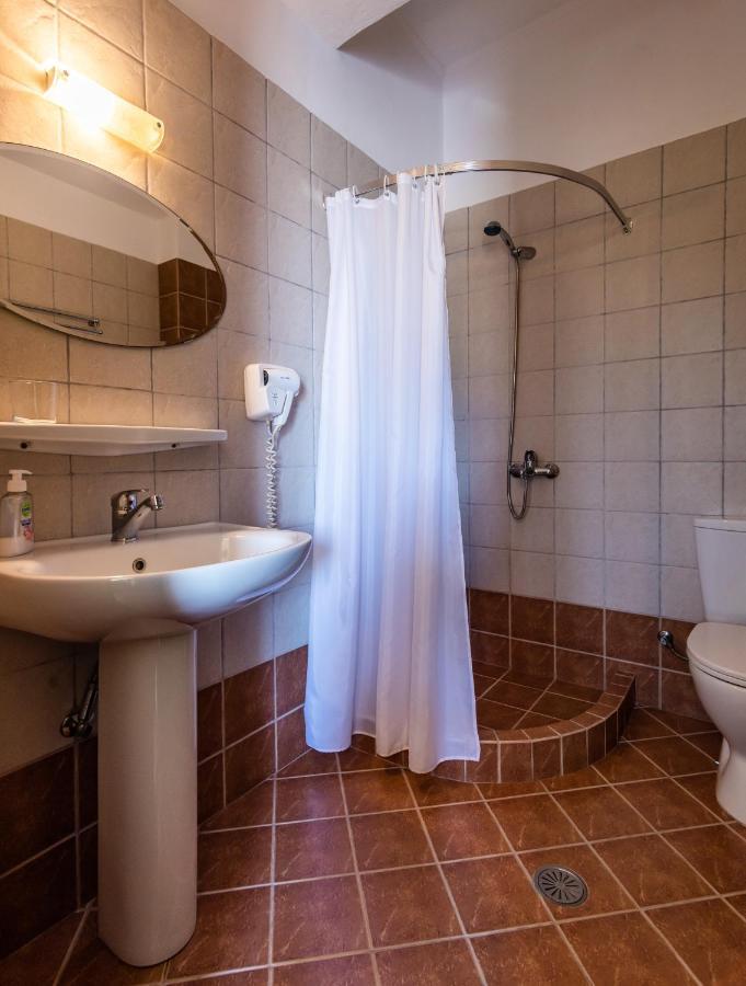 Tzivaeri Studios Zefiría Dış mekan fotoğraf